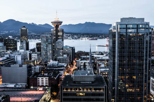 13434535-vancouver-4587302