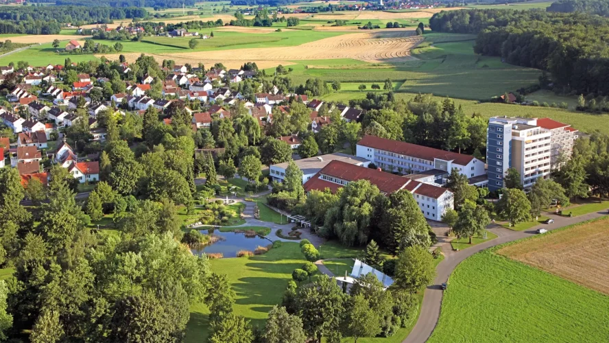 Bad_Schussenried-Aerial_view_2017-0001-16x9_2_55-1900x1069