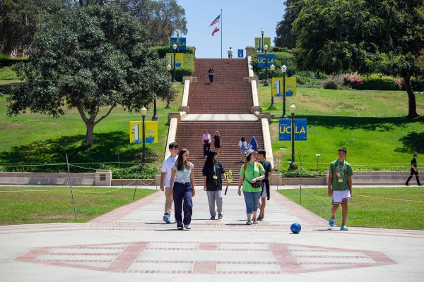 ES-UCLA-IMG_3293