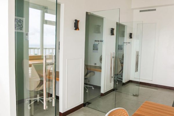 business lounge (12)