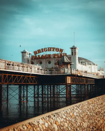 vertical-shot-brighton-palace-pier-blue-cloudy-sky-background-broadstairs-uk-vertical-shot-brighton-palace-259955519
